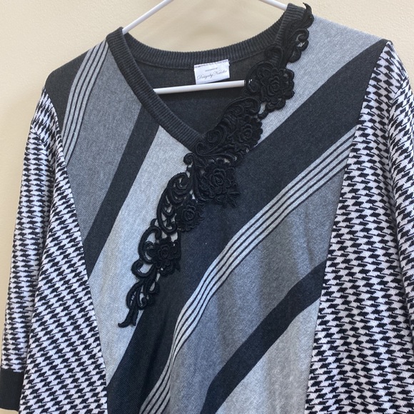 DesignbyNatalia handmade patchwork sweater - Picture 2 of 5